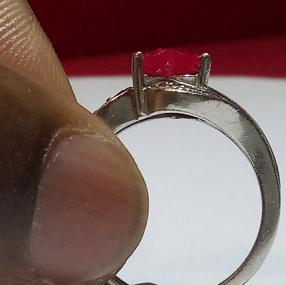 Ring - Picture 3 of 5